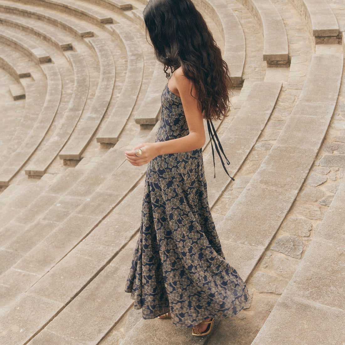 Vestido midi floral palabra de honor