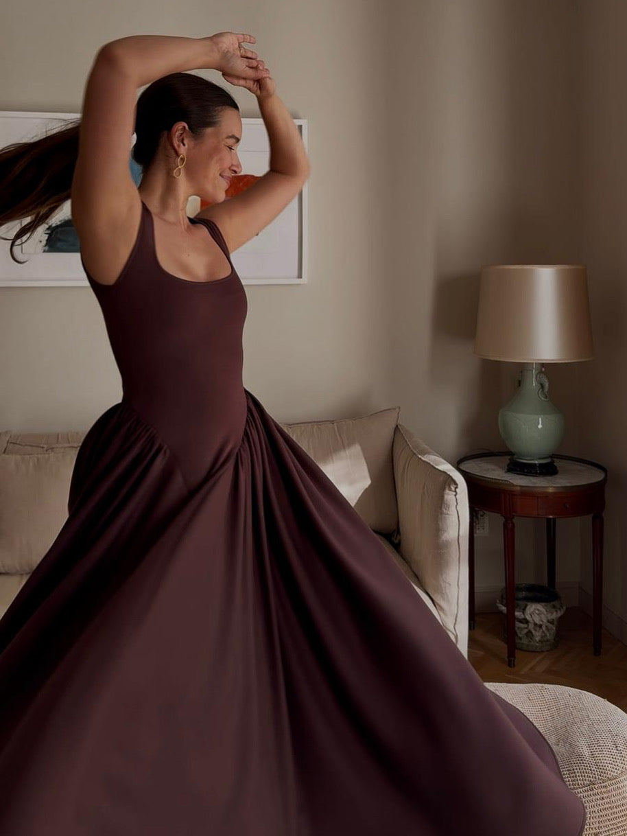 Vestido midi de punto marrón