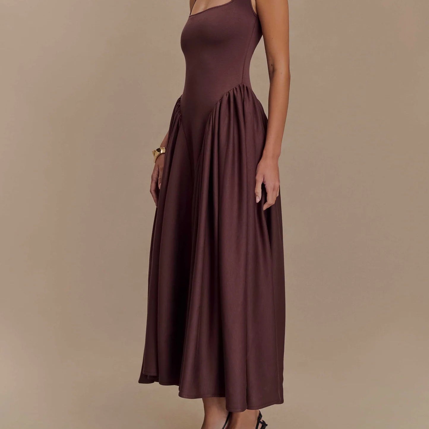 Vestido midi de punto marrón